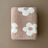Daisy Fuzzy Blanket | Latte