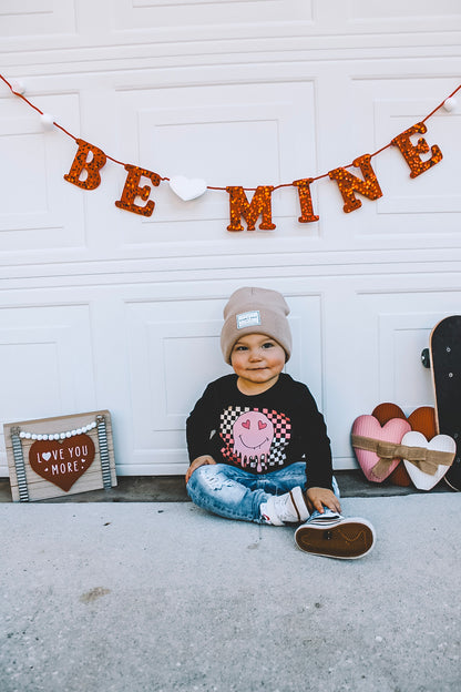 Checkered Heart Eyes | Black Long OR Short Sleeve